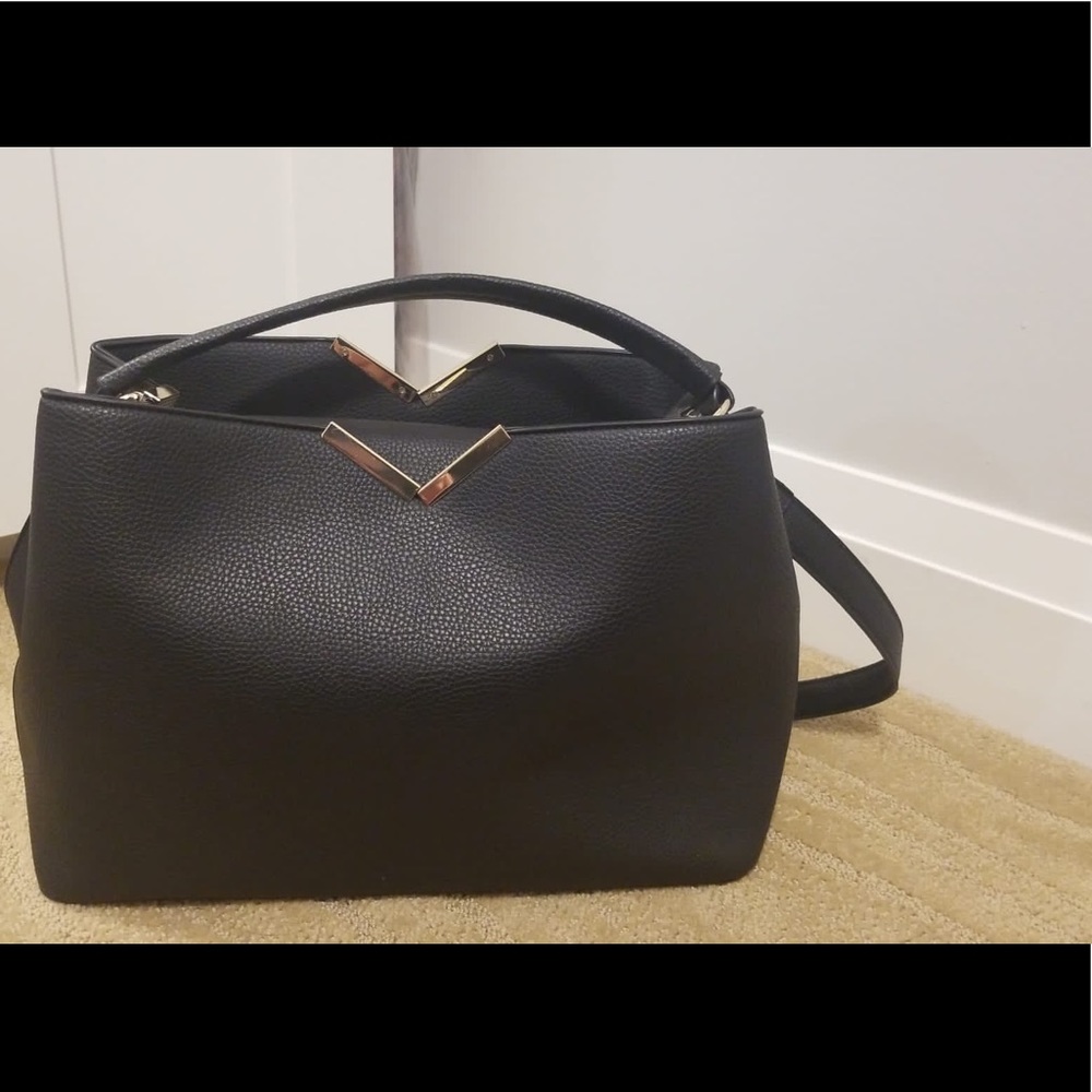 〰Beautiful black bag 🖤 - Picture 3 of 6